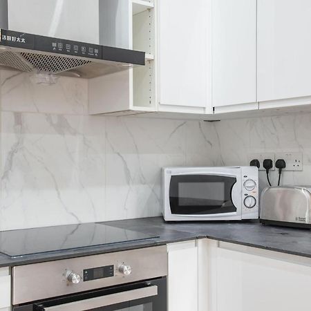 Apartamento Comfortable Flat In Hammersmith Londres Exterior foto