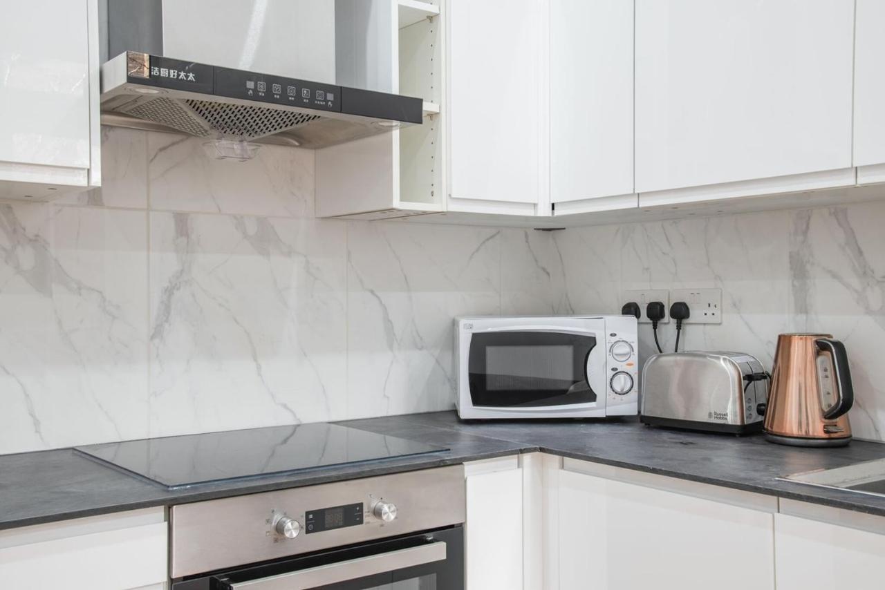 Apartamento Comfortable Flat In Hammersmith Londres Exterior foto