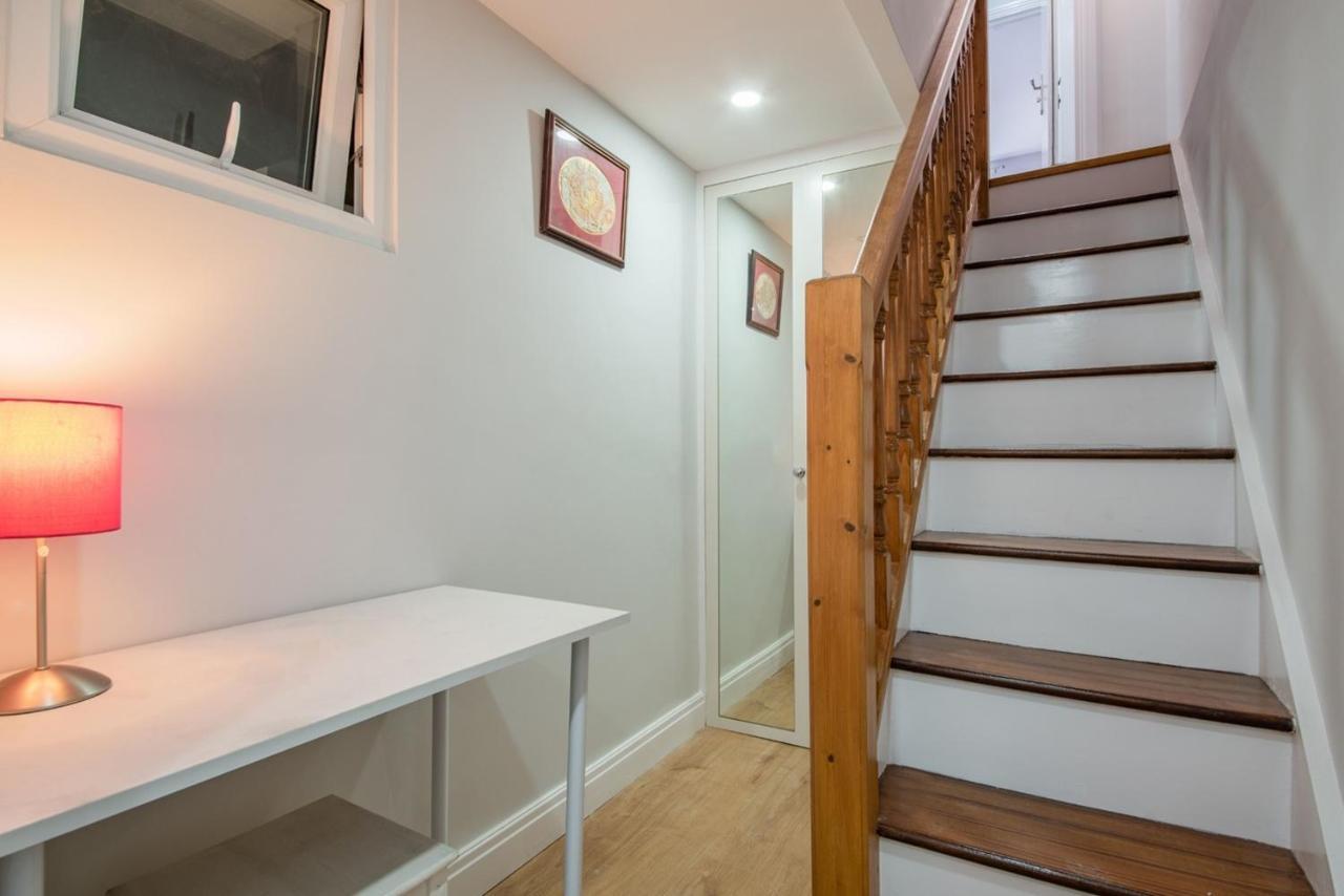 Apartamento Comfortable Flat In Hammersmith Londres Exterior foto